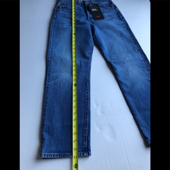 Levis Womens Wedgie Straight High Rise Jeans Sz 27 - Picture 7 of 12